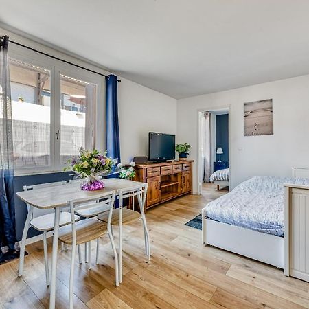 Maison De Plain Pied Avec Exterieur Apartment Флоарак Екстериор снимка